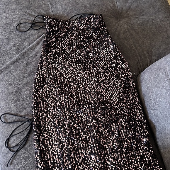 Mac Duggal Dresses Ieena for Mac Duggal Stretch Sequined Open Back Lace Up Gown - Picture 4 of 5